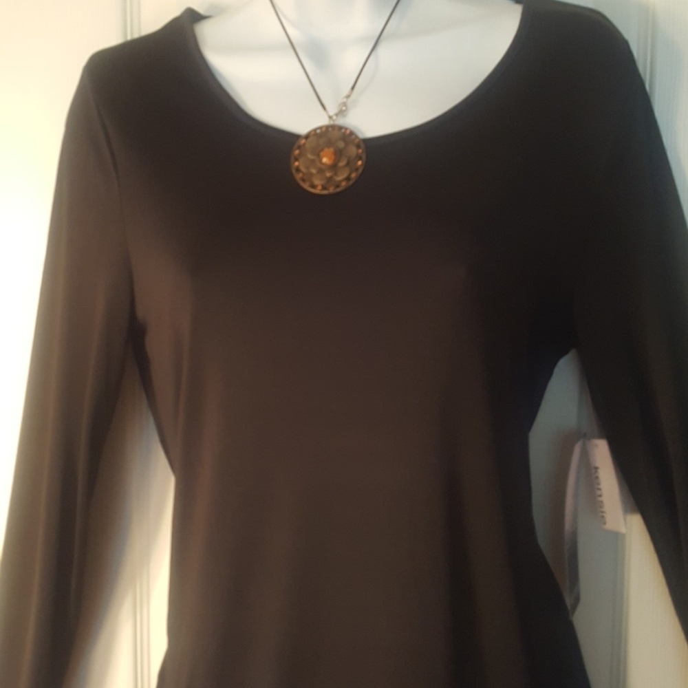 NEW. BLACK DRESS. - Picture 2 of 7